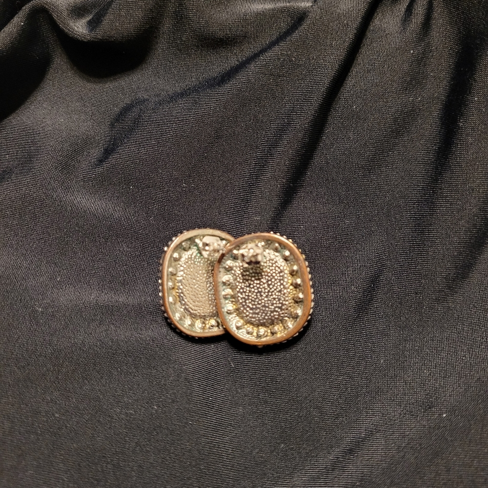 Earrings - Picture 2 of 5